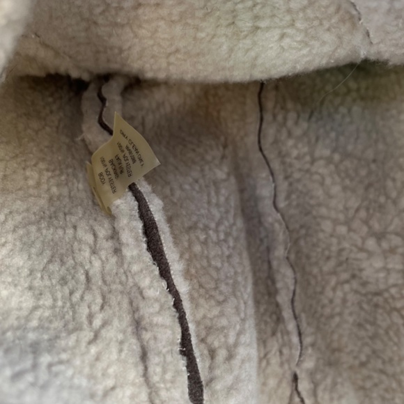 DELIA's Faux Suede & Shearling toggle button coat  Like new Condition - Picture 5 of 5